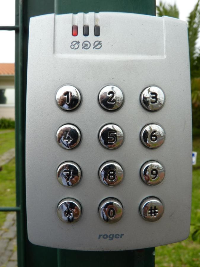 Azores Holidays House -B&B - Suites - Self Check-In Keyboard Ponta Delgada Dış mekan fotoğraf