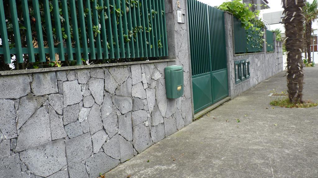 Azores Holidays House -B&B - Suites - Self Check-In Keyboard Ponta Delgada Dış mekan fotoğraf